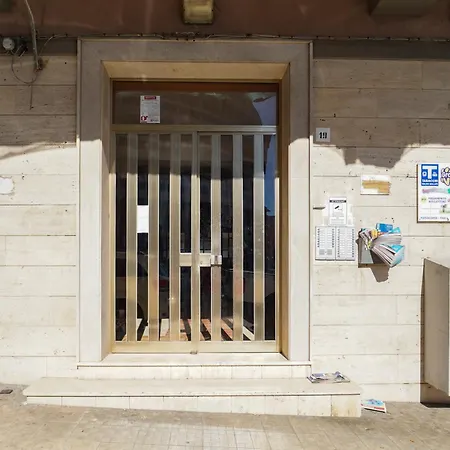 Апартаменты Guesthost - Archaeological Park